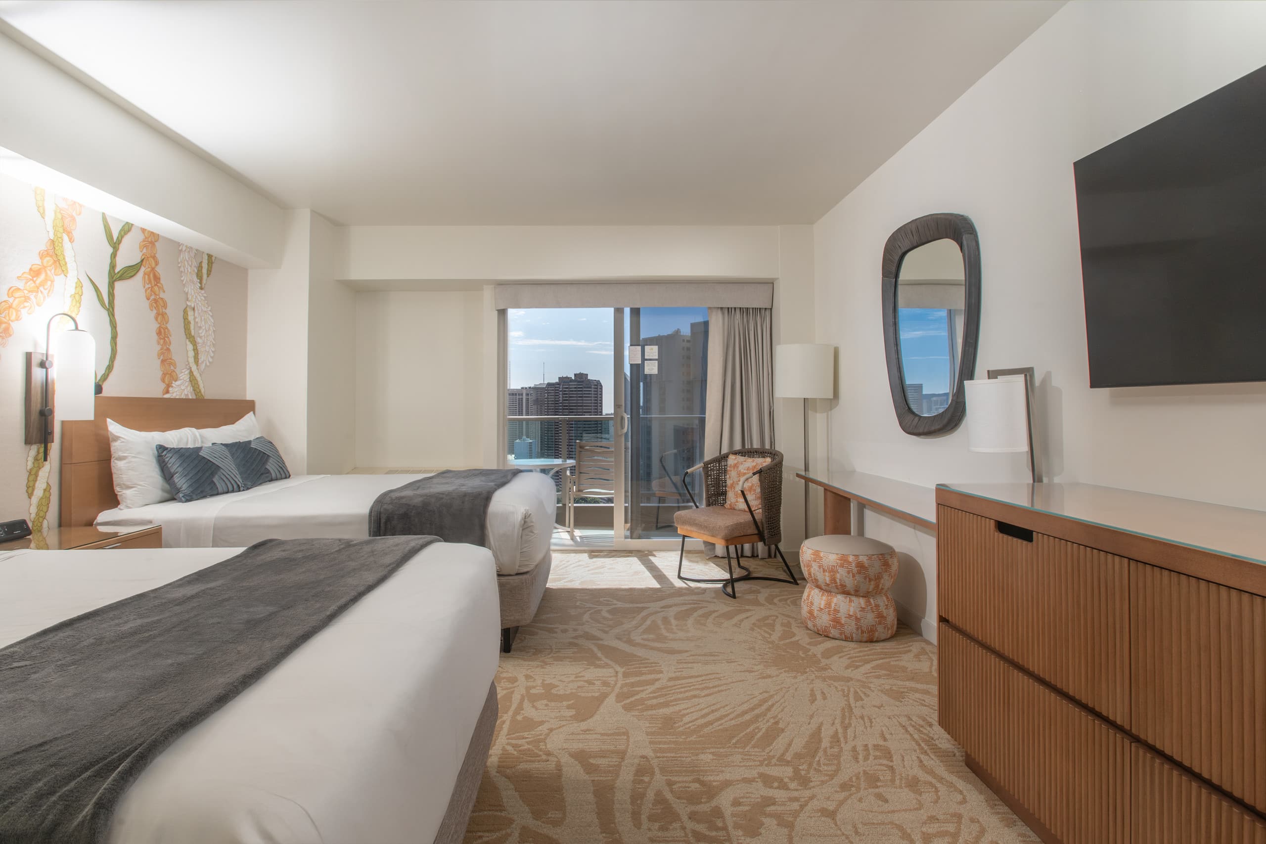 Condo in Honolulu · ★5.0 · 1 bedroom · 2 beds · 1 shared bath - Image 3