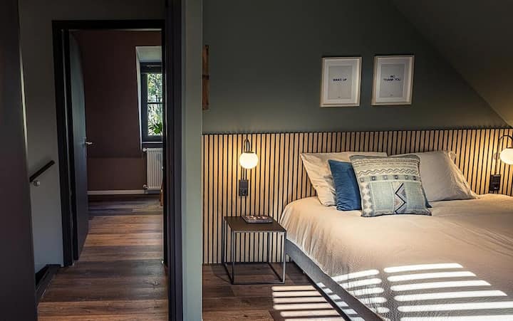 6D205219 9ED7 4A7A A766 D1DA1D9F34EC