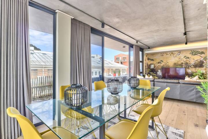 Table Mountain Terrassa with Roof Top Pool Access gallery image 2