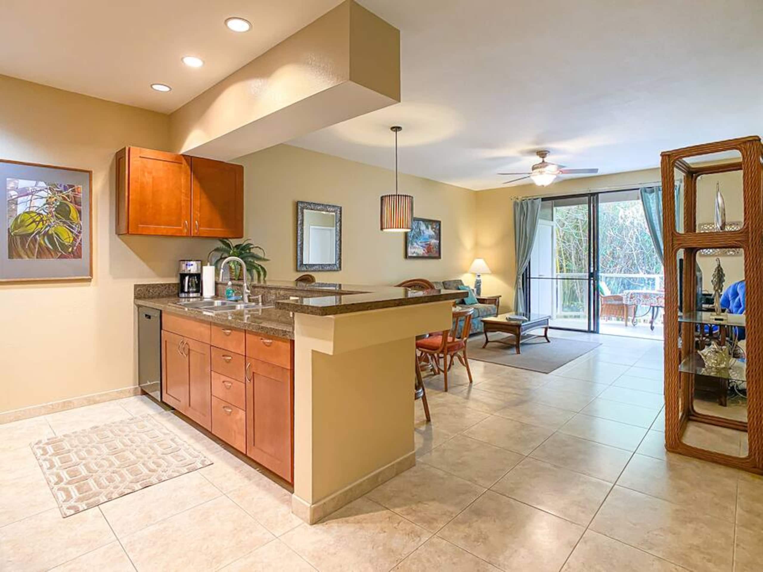 Condo in Wailea · ★4.94 · 1 bedroom · 2 beds · 1 bath - Image 4