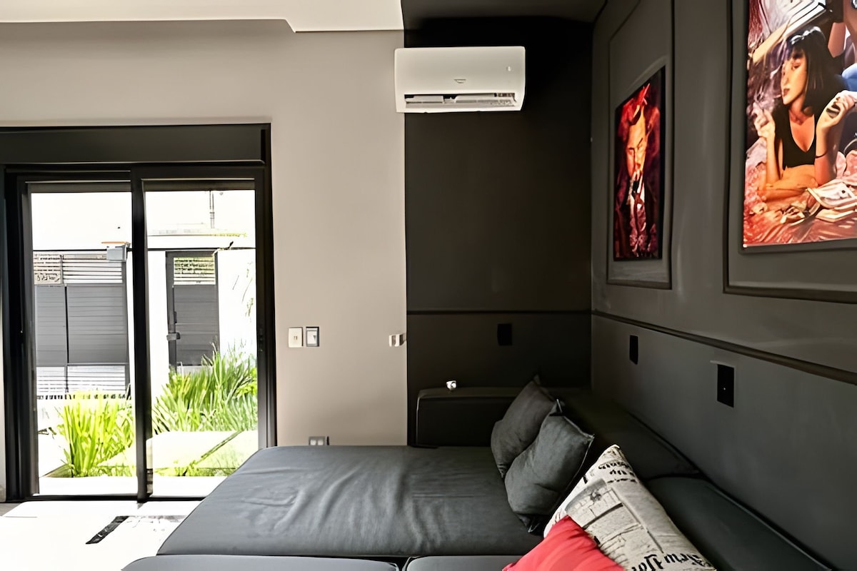 Fotografia e të gjitha dhomave, salla e përbashkët/dhoma e televizorit, dhoma e gjumit,televizori dhe multimedia,pamja (nga prona / dhoma e gjumit)