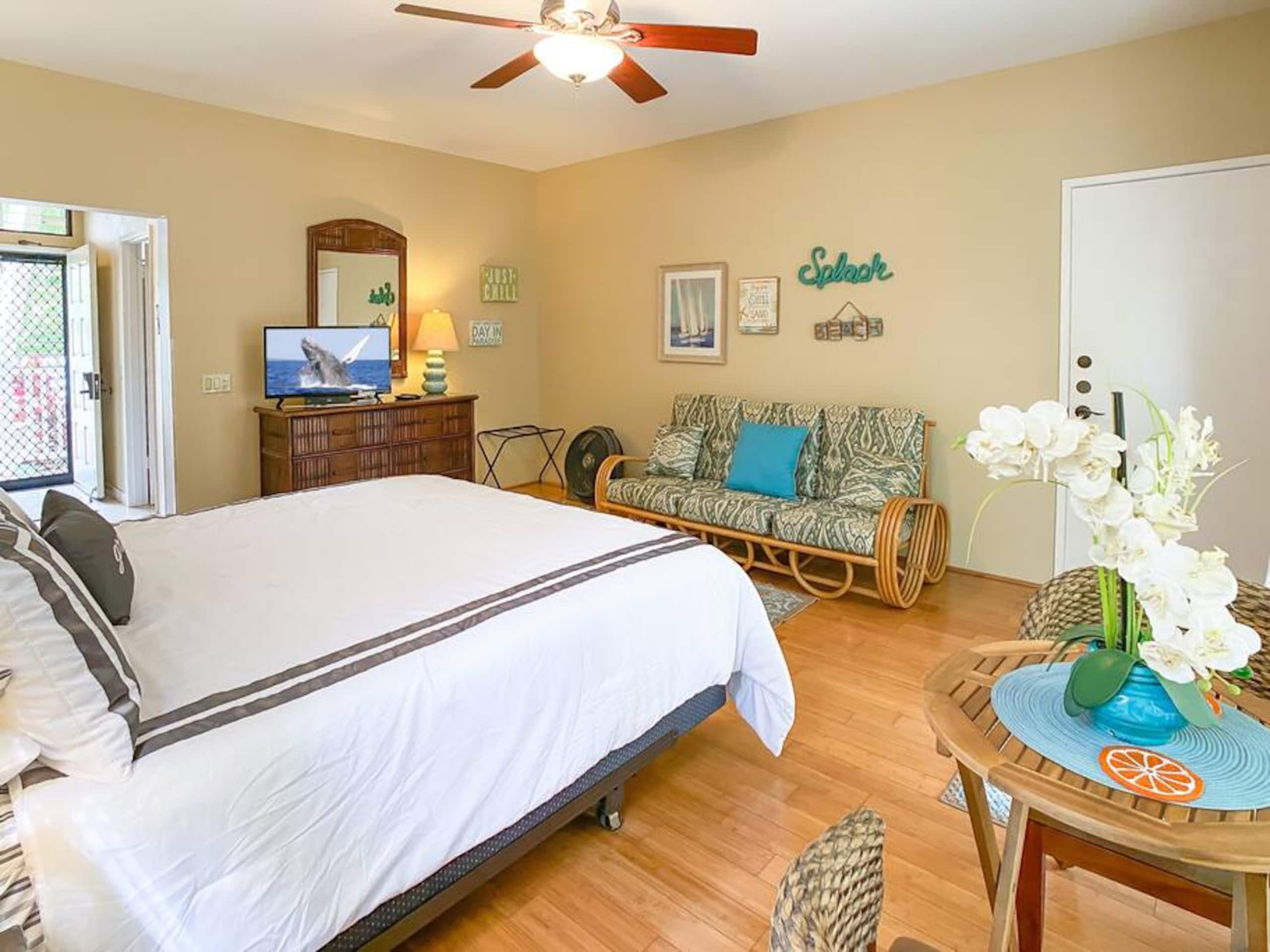 Condo in Wailea · ★4.85 · Studio · 1 bed · 1 private bath - Image 18