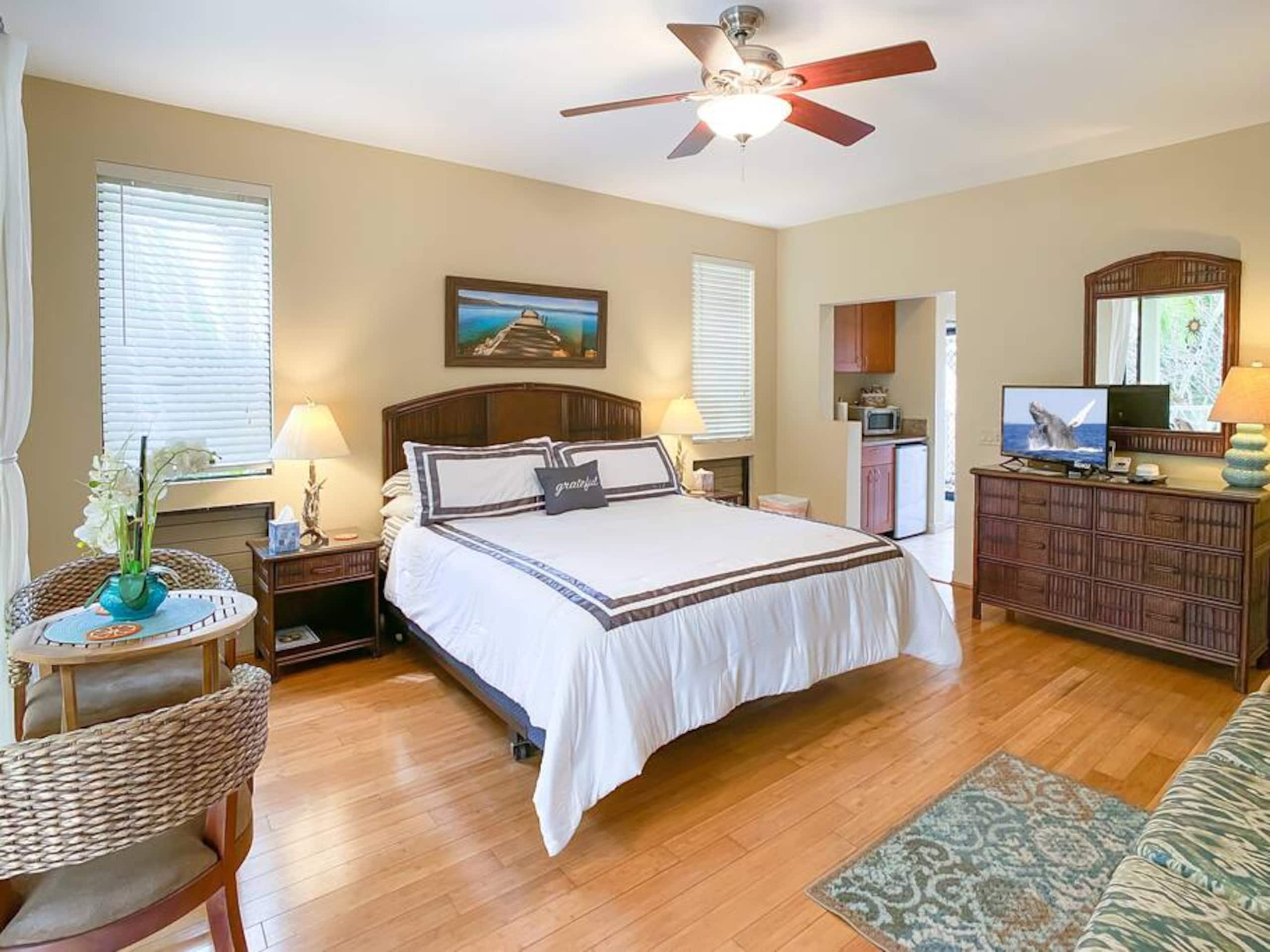 Condo in Wailea · ★4.85 · Studio · 1 bed · 1 private bath - Image 17