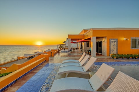 Paraiso Del Mar (Entire Property for 13+ Guests)