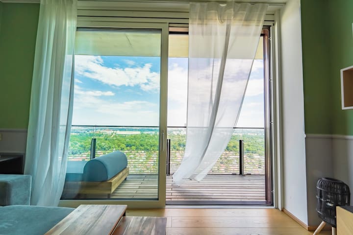 Spot the Fireworks: Amazing view over the city