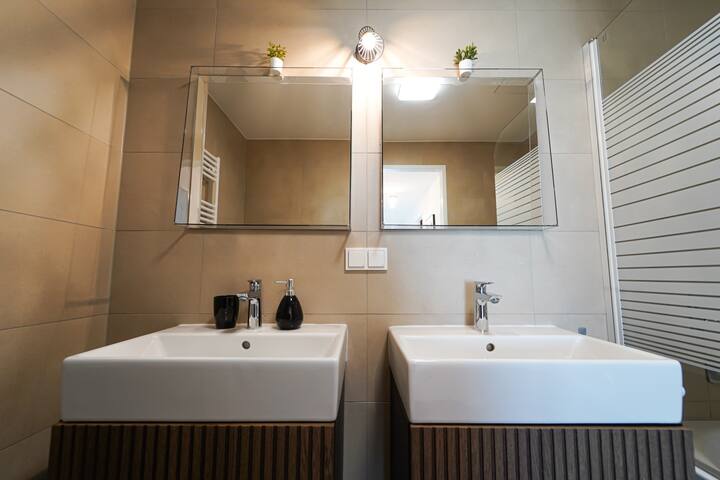 Enjoy the view and heated rooftop pool on terracce gallery image 4