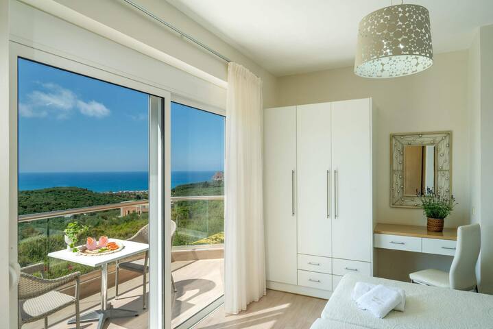Villa Ariella With Sea View gallery image 2