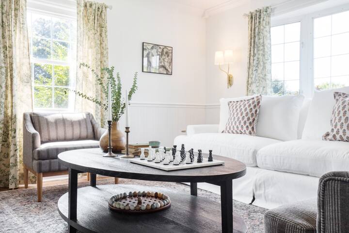 Ridge Valley by AvantStay | Chic Asheville Escape gallery image 4