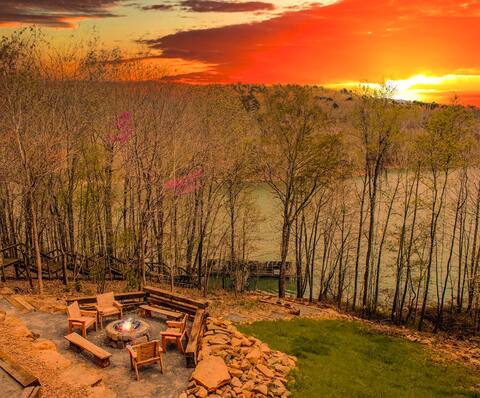 Legacy Lodge at Fairfield Bay- Direct Lakefront