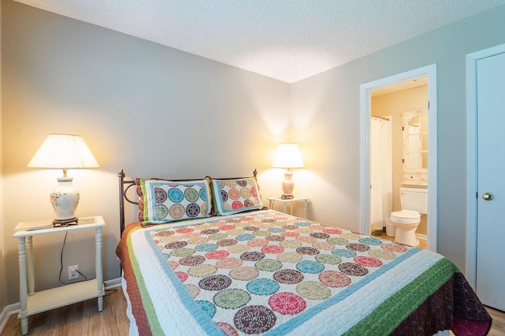 Cama tamaño queen en el tercer dormitorio 