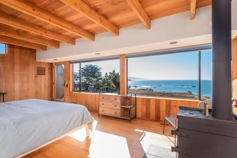 Ocean Views | Near Bluff Coast Trail | Hot Tub!