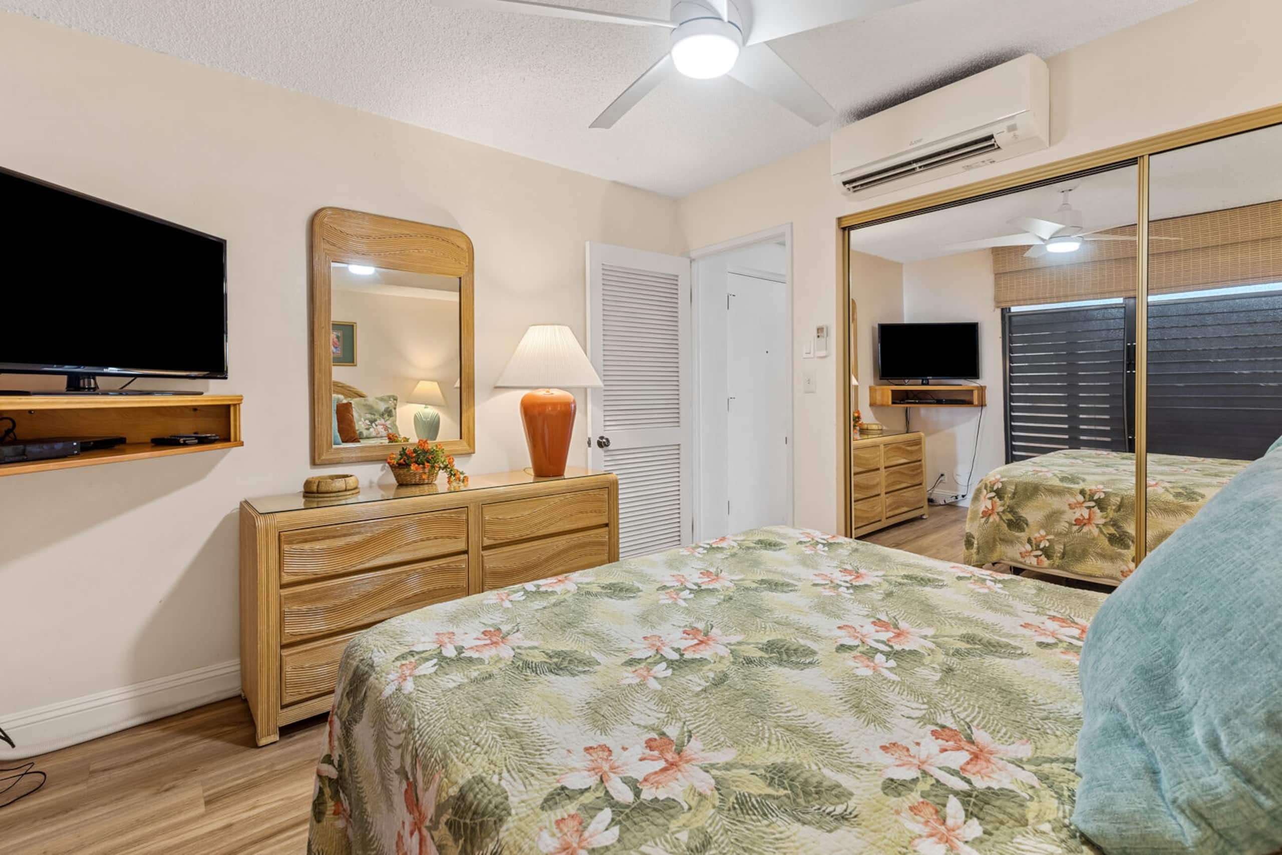 Condo in Lahaina · ★4.83 · 1 bedroom · 2 beds · 1 private bath - Image 25