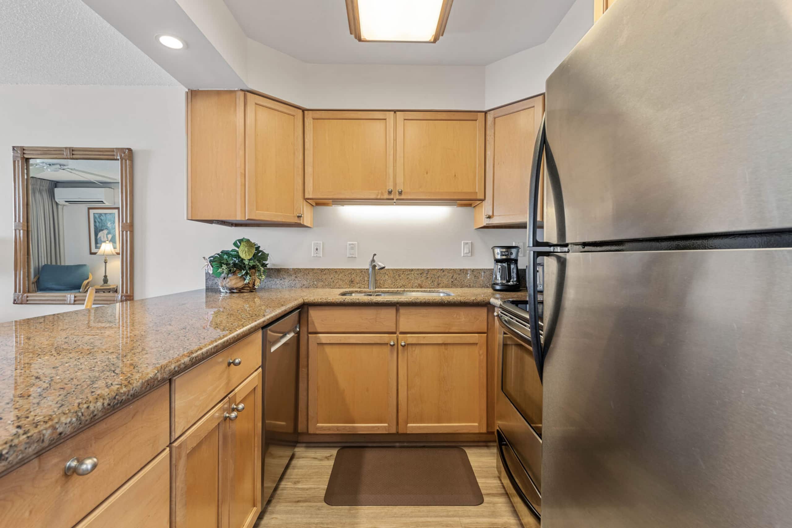 Condo in Lahaina · ★4.83 · 1 bedroom · 2 beds · 1 private bath - Image 19