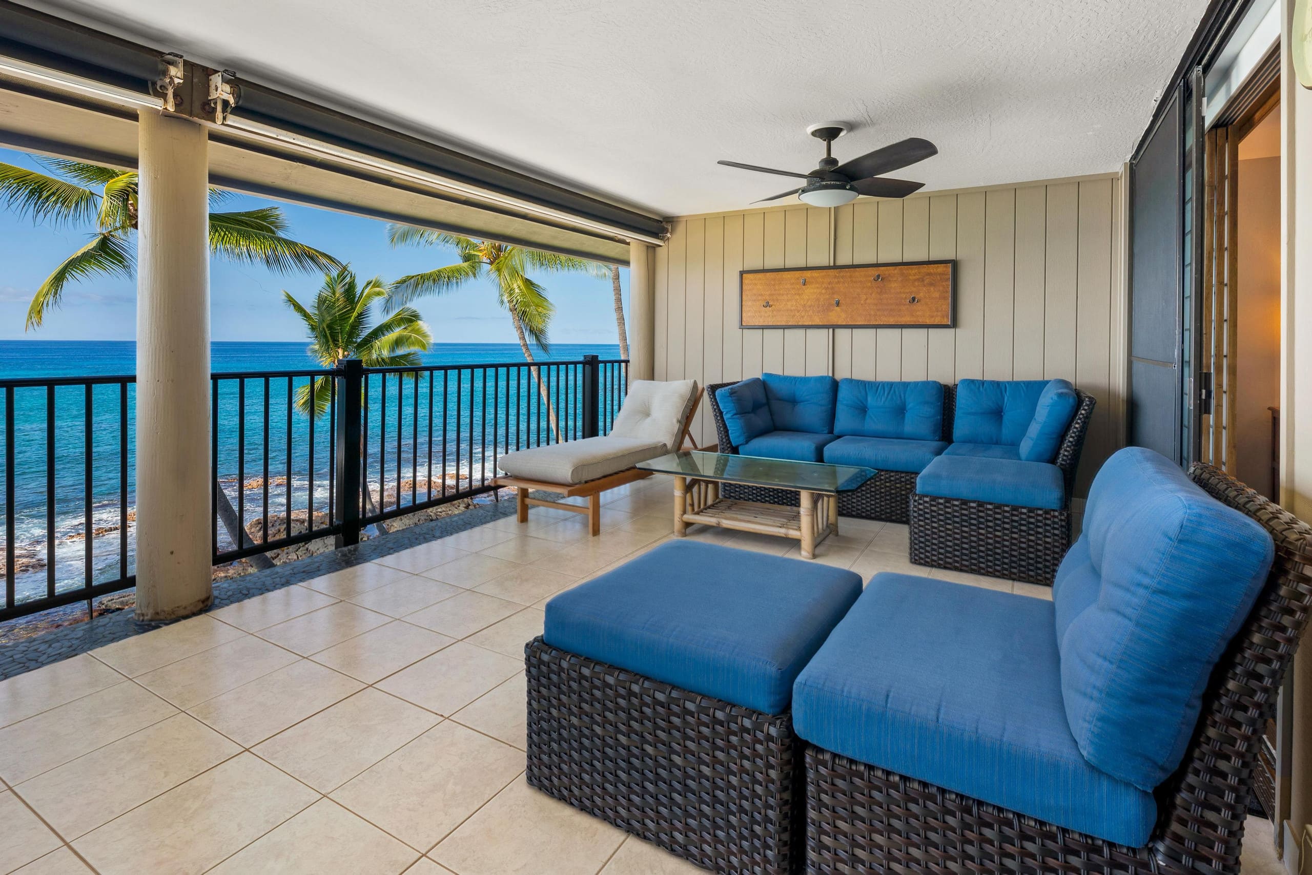 Condo in Kailua-Kona · ★4.83 · 2 bedrooms · 2 beds · 2 baths - Image 33