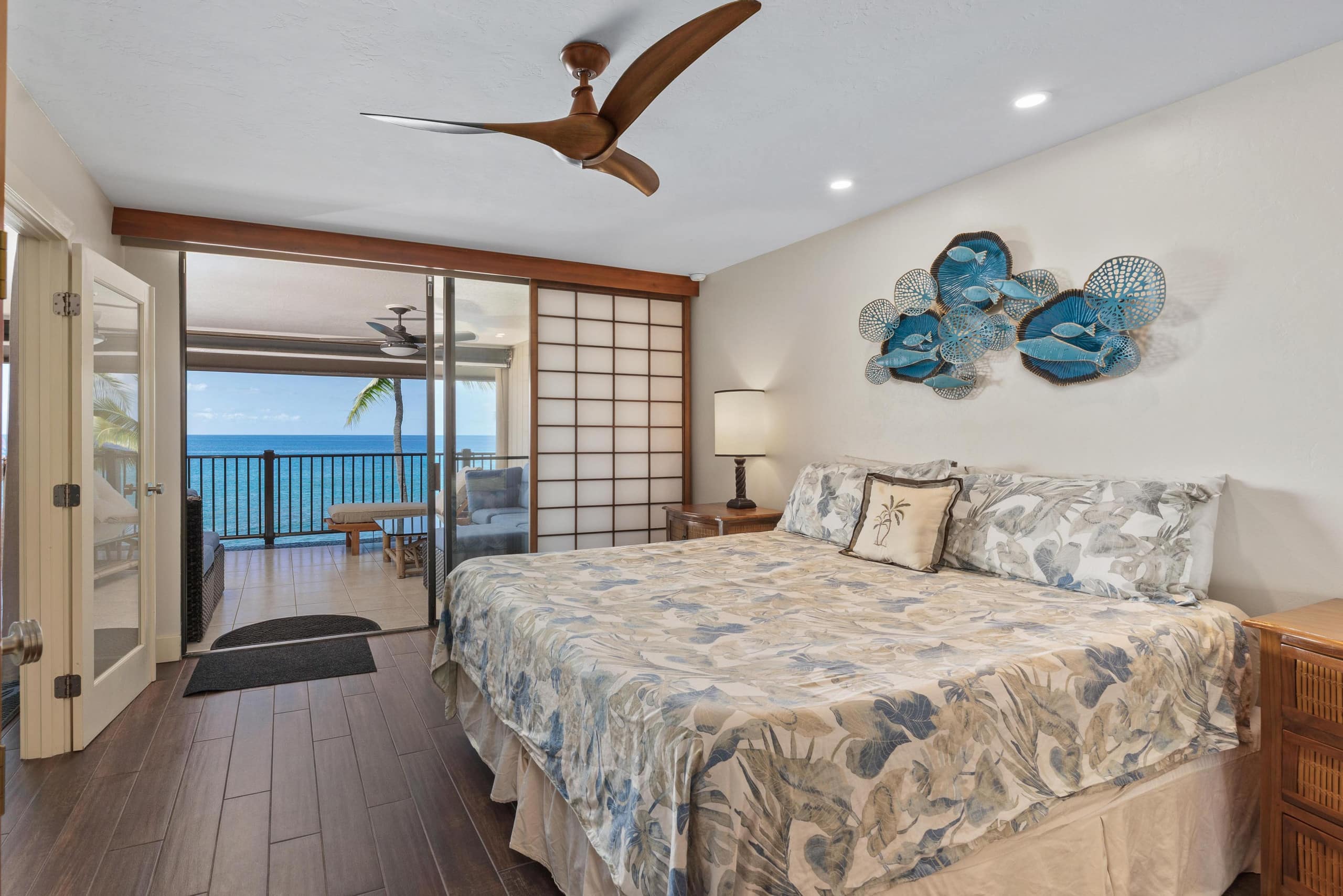 Condo in Kailua-Kona · ★4.83 · 2 bedrooms · 2 beds · 2 baths - Image 17