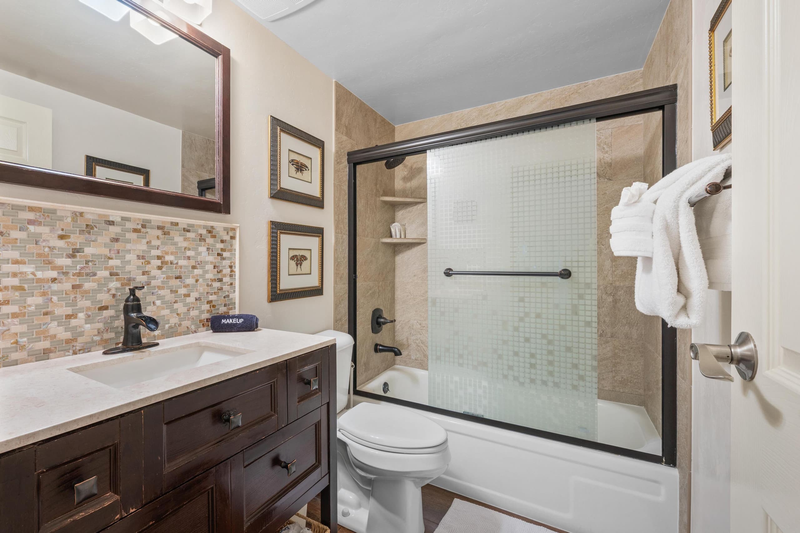 Condo in Kailua-Kona · ★4.83 · 2 bedrooms · 2 beds · 2 baths - Image 27