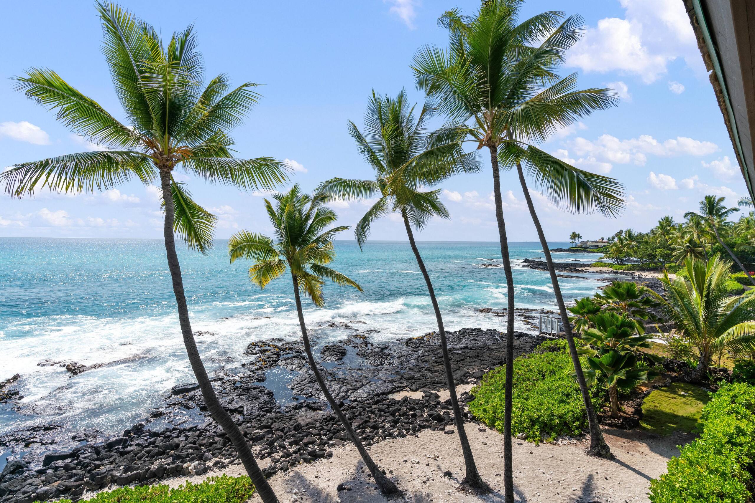 Condo in Kailua-Kona · ★4.83 · 2 bedrooms · 2 beds · 2 baths - Image 34
