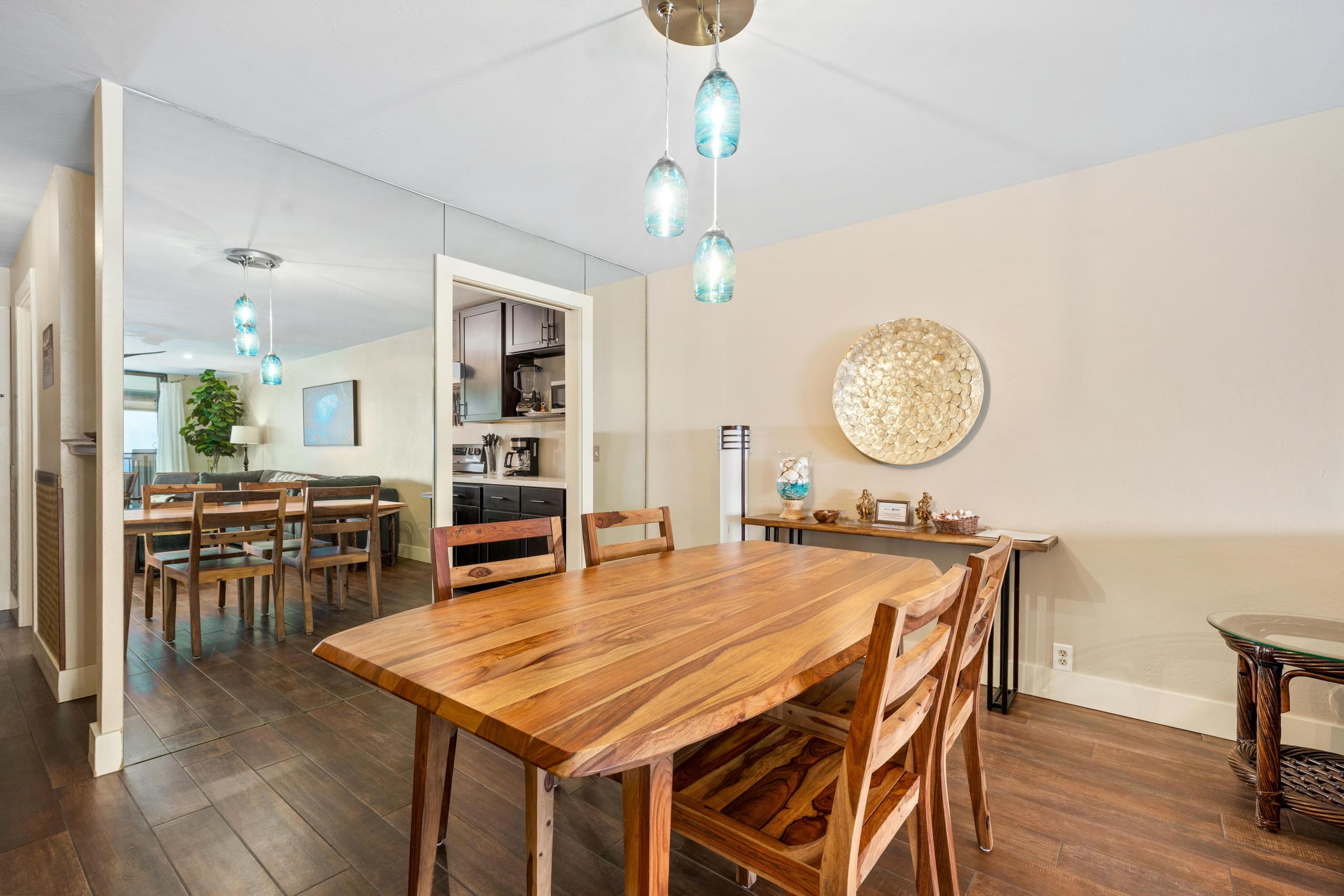 Condo in Kailua-Kona · ★4.83 · 2 bedrooms · 2 beds · 2 baths - Image 13