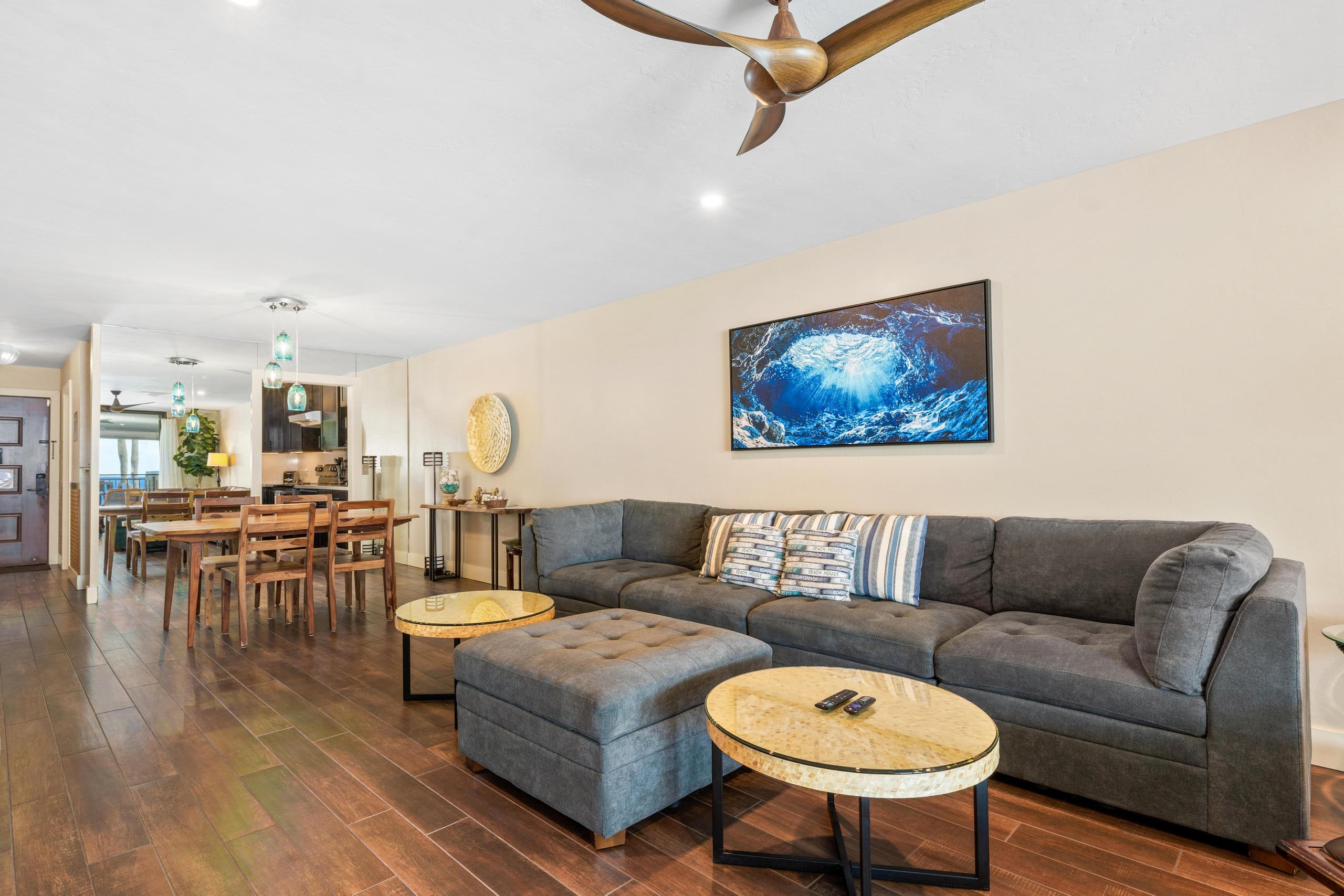 Condo in Kailua-Kona · ★4.83 · 2 bedrooms · 2 beds · 2 baths - Image 8