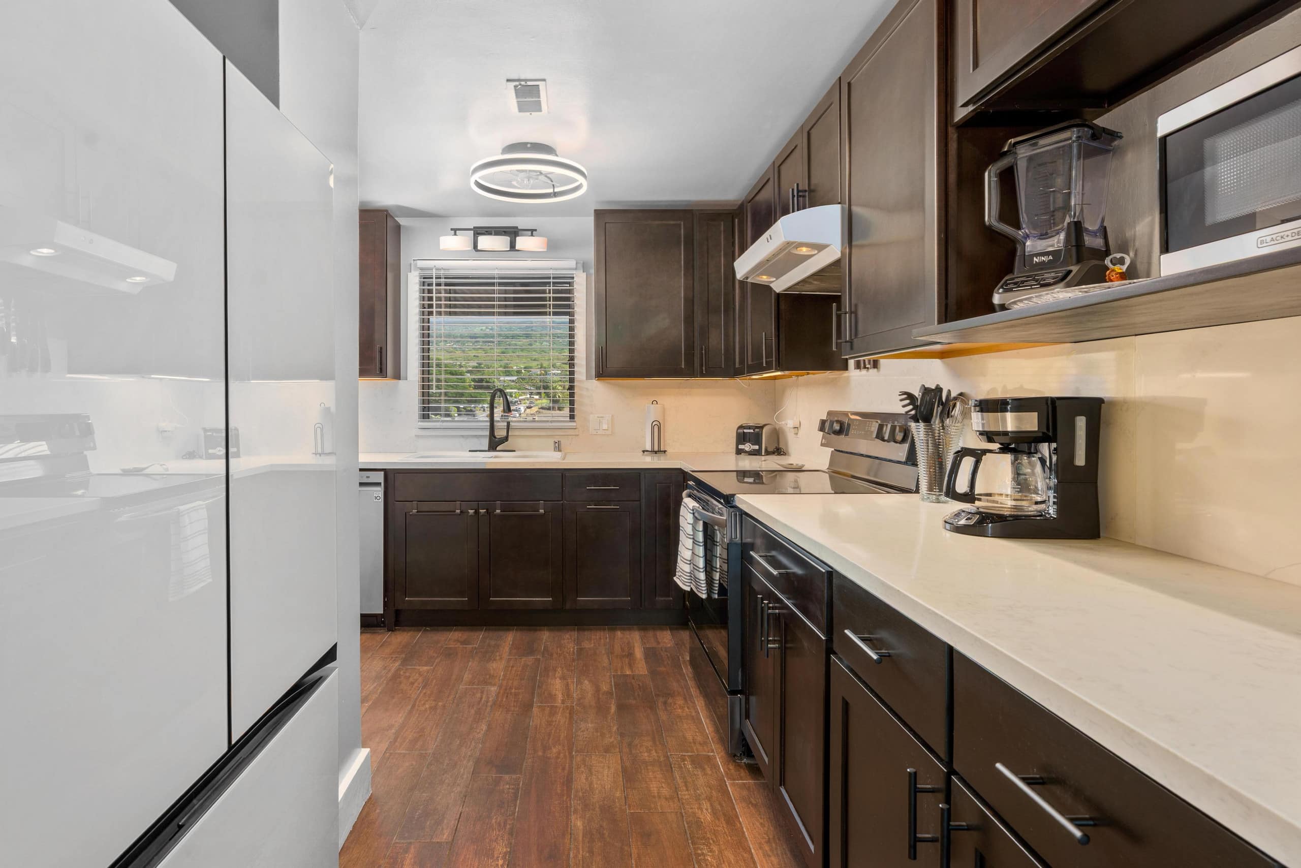 Condo in Kailua-Kona · ★4.83 · 2 bedrooms · 2 beds · 2 baths - Image 16