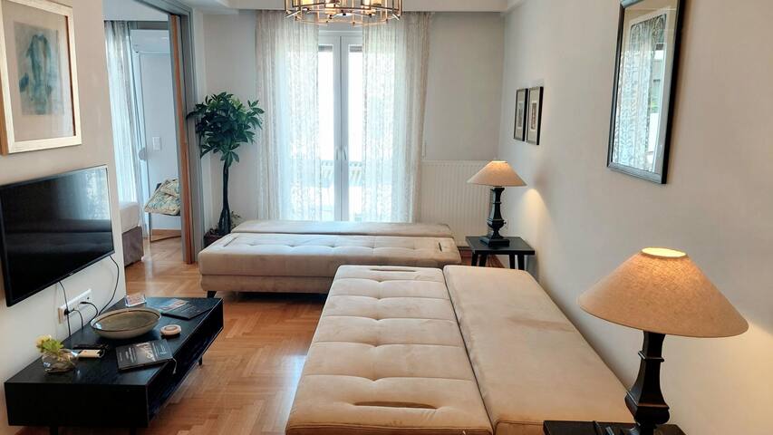 Elegant apartment in Acropolis gallery image 5