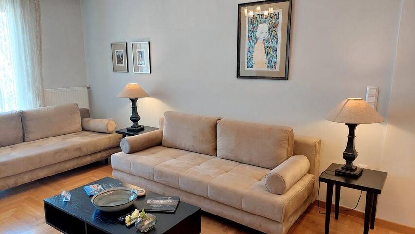 Elegant apartment in Acropolis gallery image 2