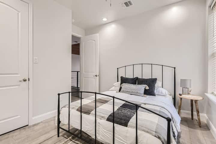 Camera da letto 3 - Letto queen-size con bagno completo