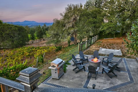 Moore Family Farmhouse - Wine Tastings Included