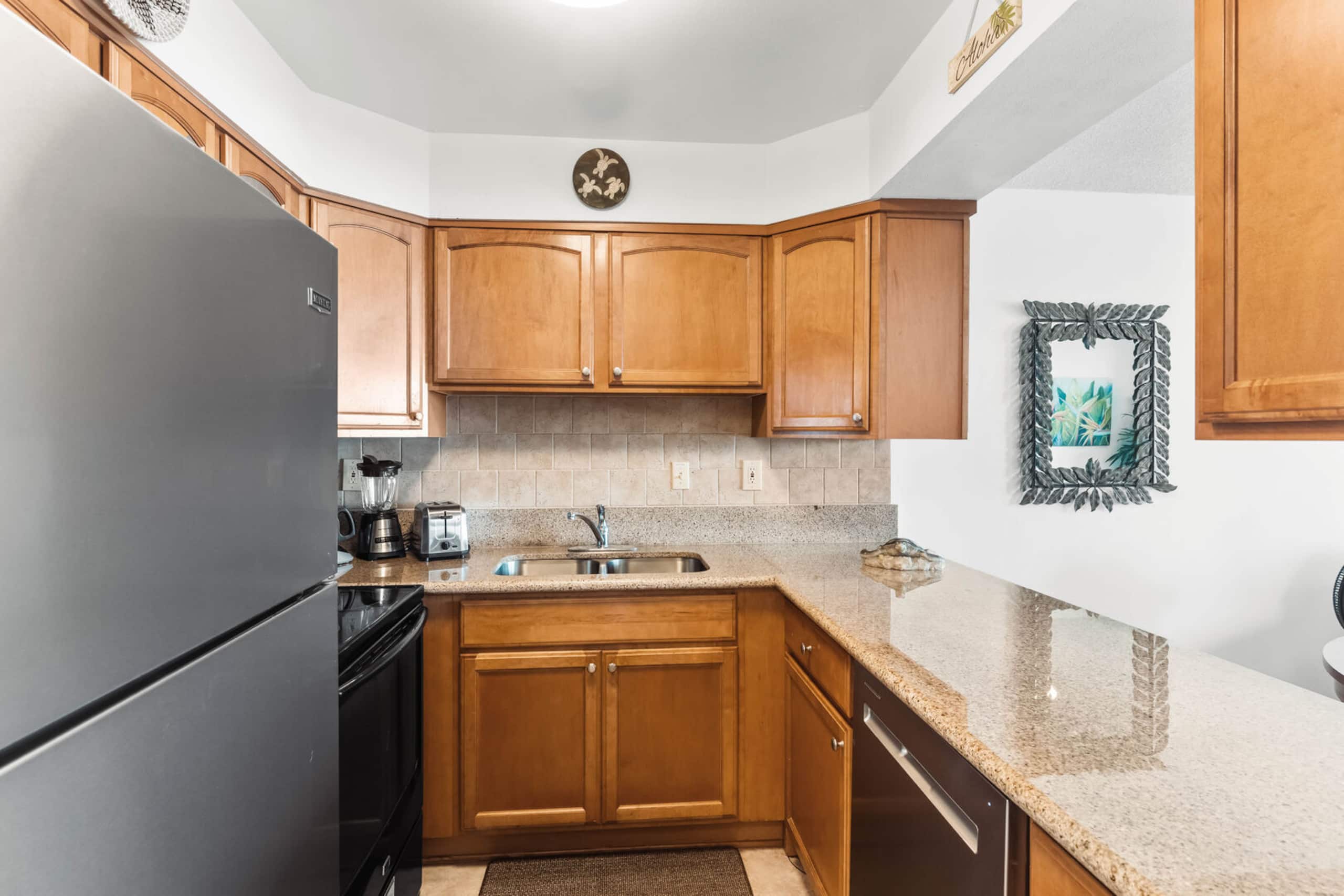 Condo in Lahaina · ★4.83 · 1 bedroom · 2 beds · 1 bath - Image 17
