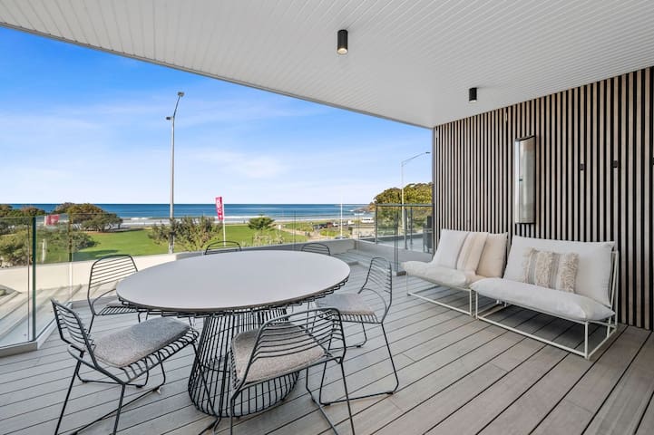 Louttit Bay Apartment 1