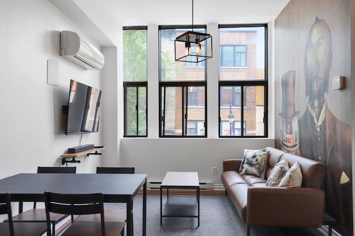 M11 | Boulevard Suites: 3BR – 2G