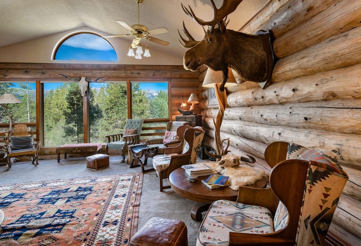 Swan River Lodge Home: Spacious, Hot Tub - 布雷肯里奇