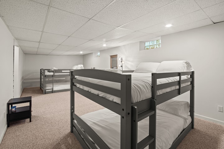 חדר שינה בקומה התחתונה מס '4.