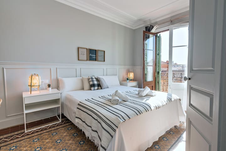 Superb new 4 bedroom apartment in Eixample area gallery image 4