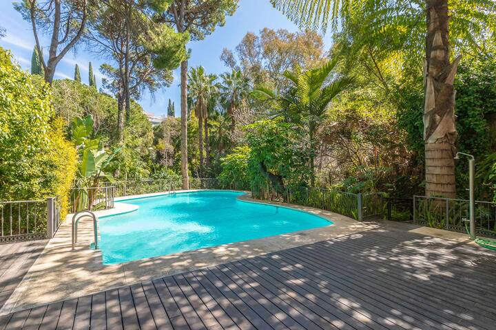 Versatile managed Airbnb listing 1