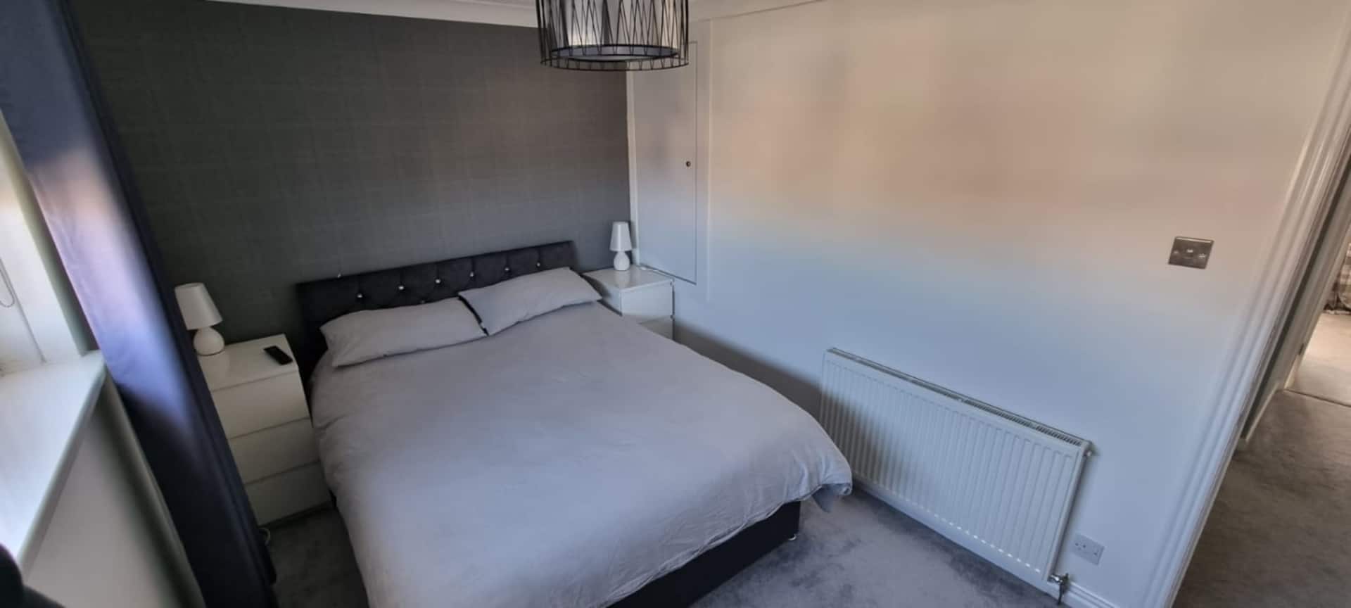 Beautiful 2 bed house close to M74 and Strathclyde Park — photo 3