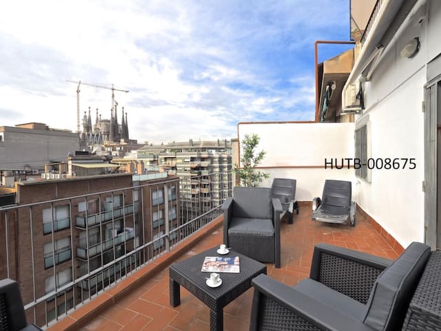 Sagrada Familia Penthouse