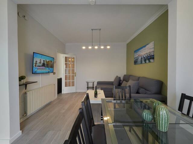 Sagrada Familia Penthouse gallery image 3