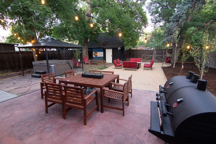 Perfect Sanctuary for 8 w Hot Tub near City Park gallery image 5