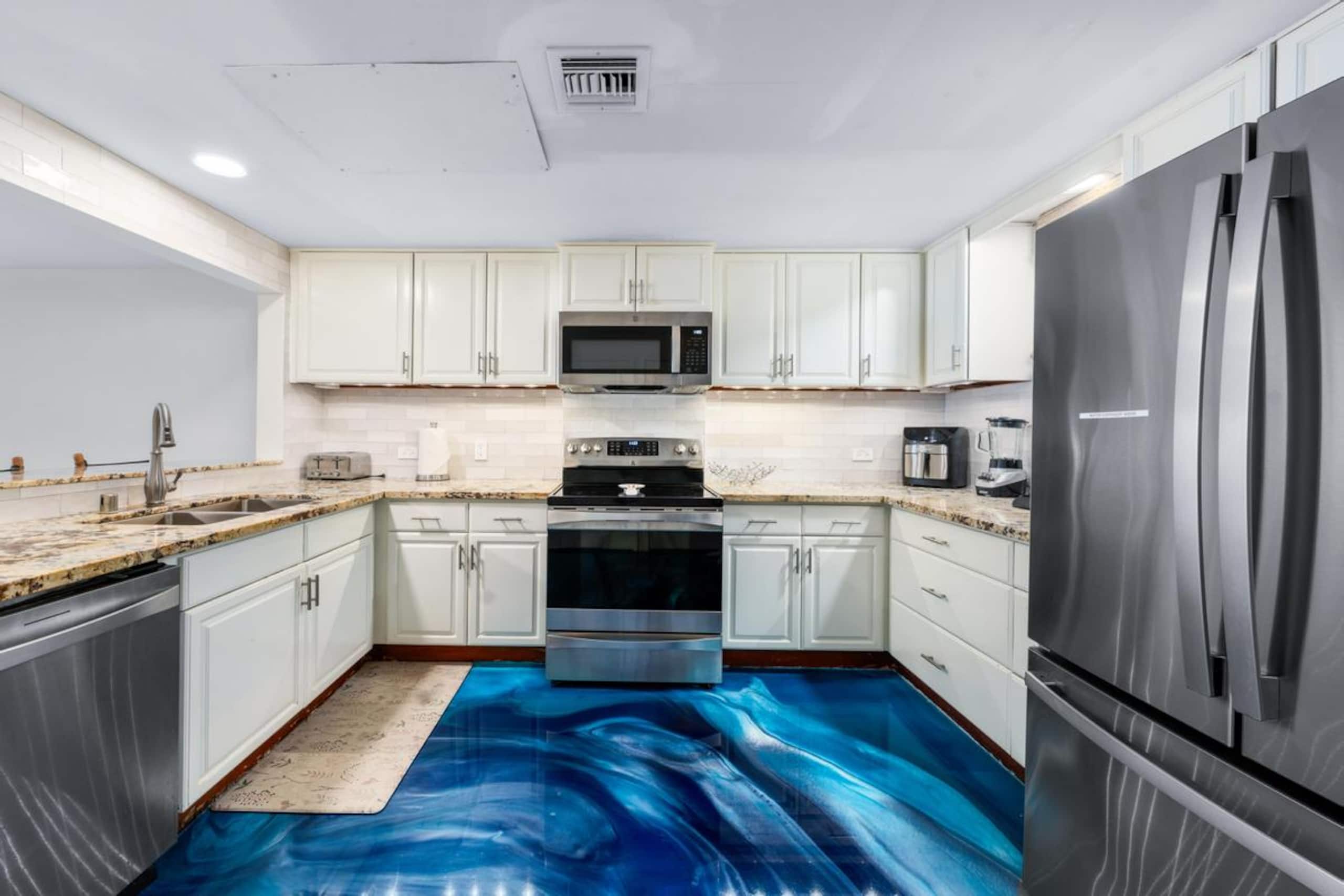 Condo in Kailua-Kona · ★4.89 · 3 bedrooms · 3 beds · 2.5 baths - Image 3