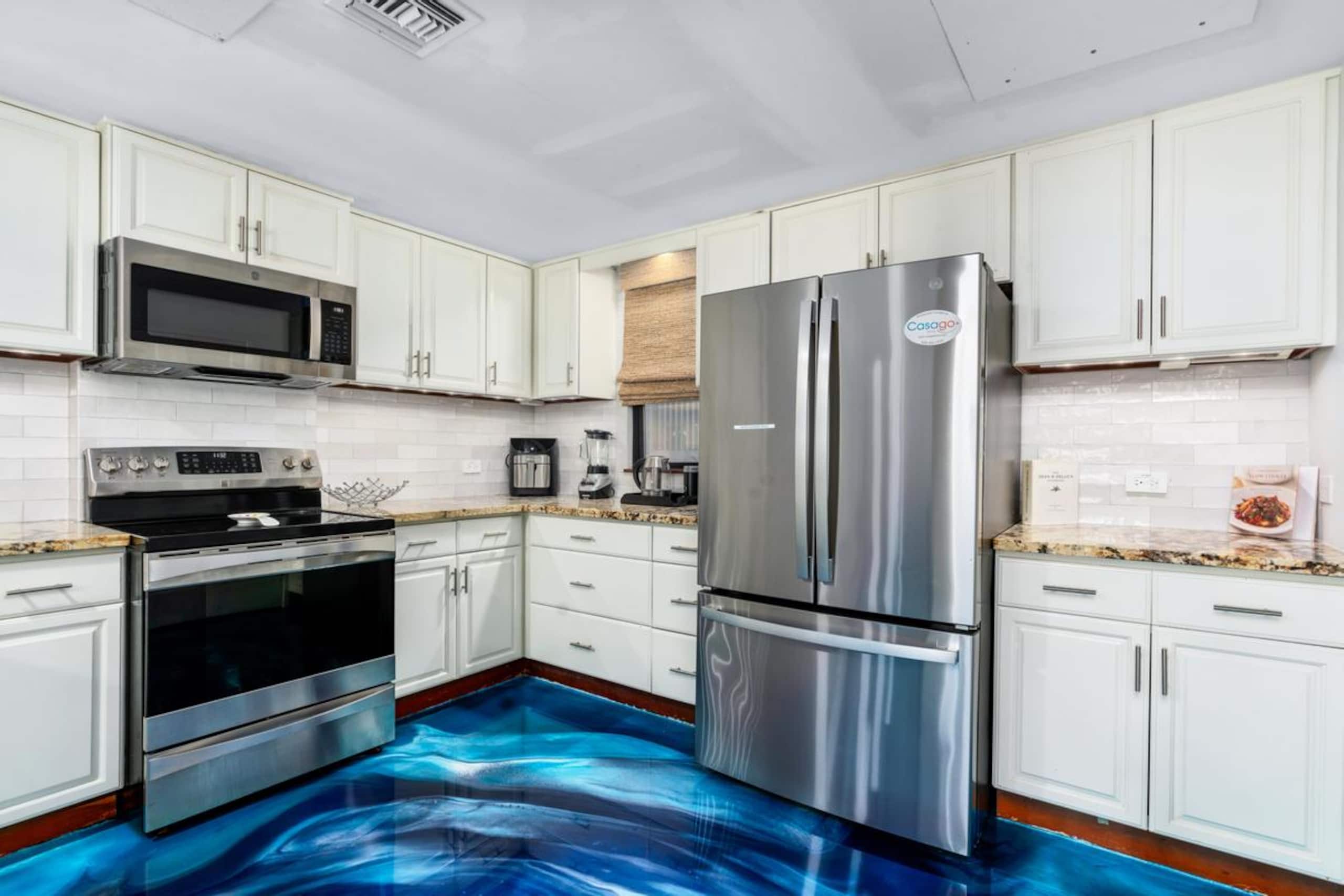 Condo in Kailua-Kona · ★4.89 · 3 bedrooms · 3 beds · 2.5 baths - Image 2