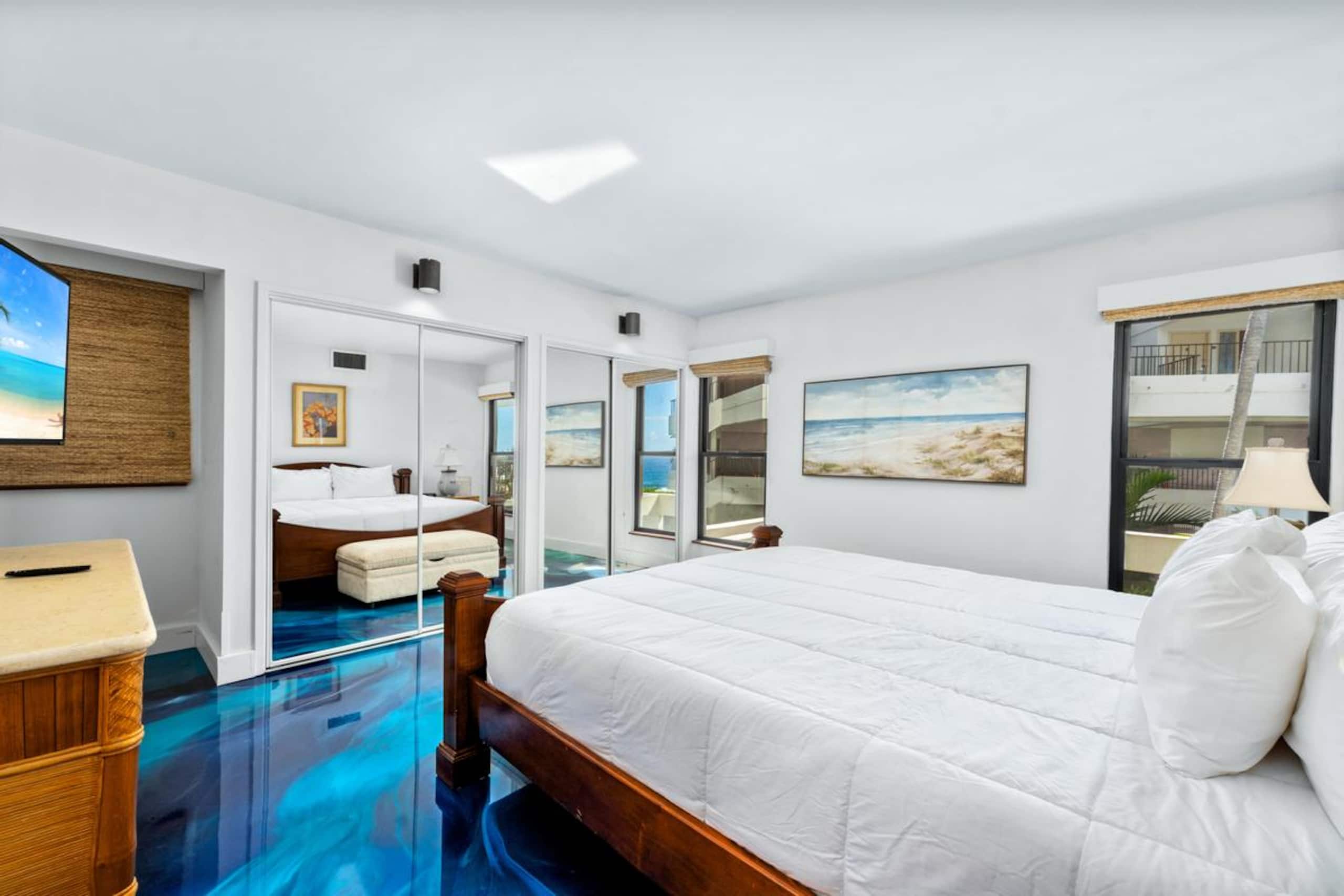 Condo in Kailua-Kona · ★4.89 · 3 bedrooms · 3 beds · 2.5 baths - Image 14