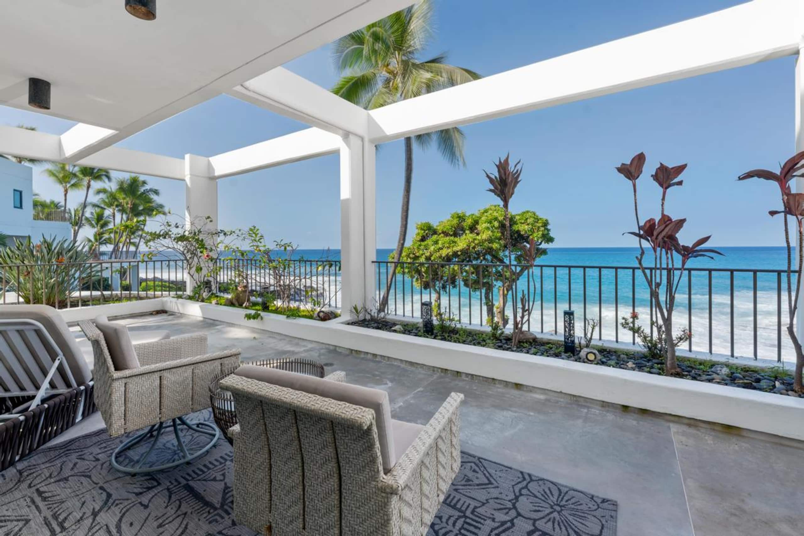 Condo in Kailua-Kona · ★4.89 · 3 bedrooms · 3 beds · 2.5 baths - Image 41
