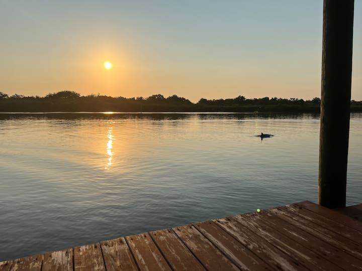 Bring Your Fishing Poles, Boat, And Relax House On - Edgewater, FL