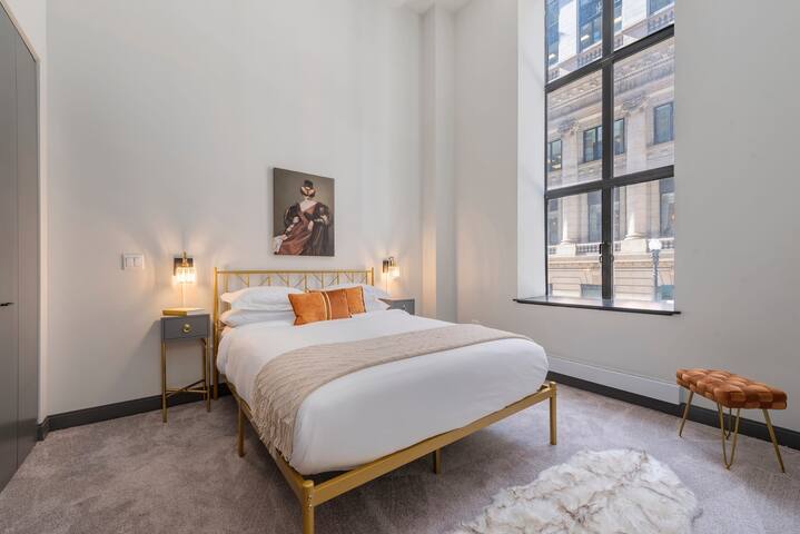 Historic Charm + Modern Comfort for Tourists gallery image 2