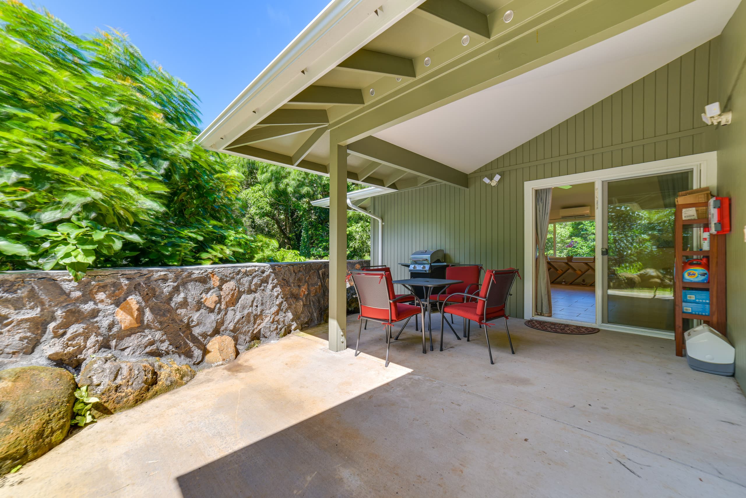 Bright Haiku Studio: Patio + Rainforest View - Photo 23
