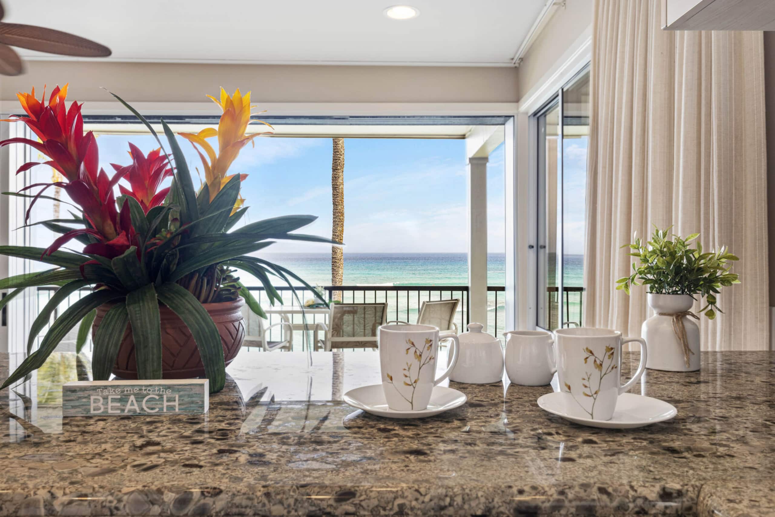 Condo in Lahaina · ★4.87 · 2 bedrooms · 4 beds · 2 private baths - Image 16