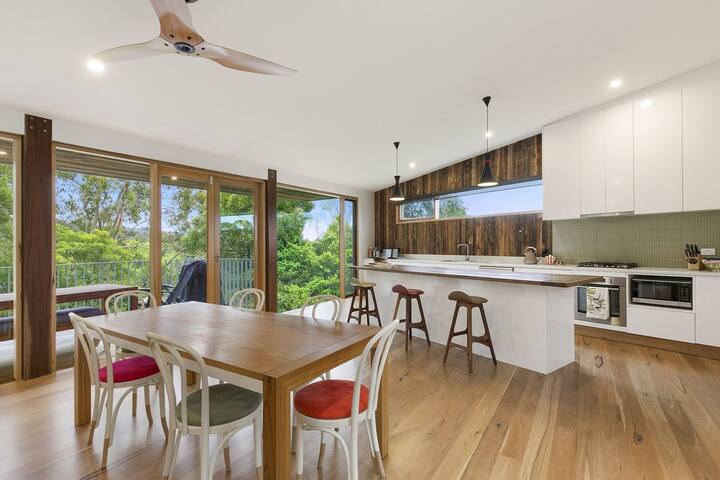 Clovelly gallery image 3