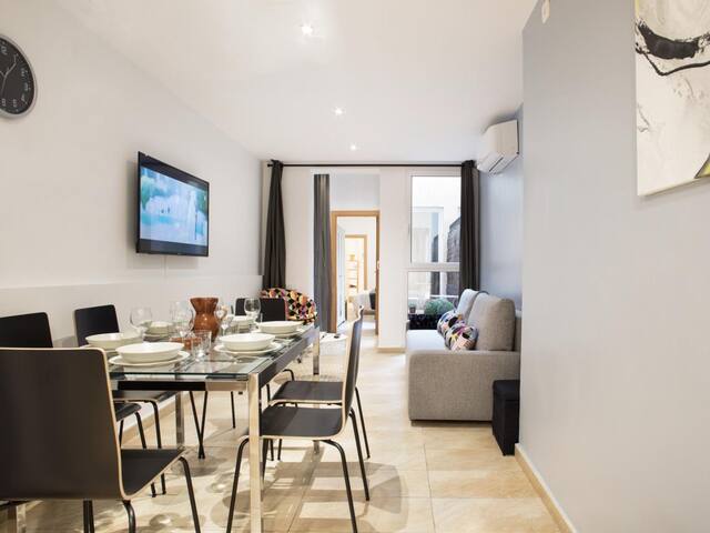 Duplex Sagrada Familia 1 gallery image 3