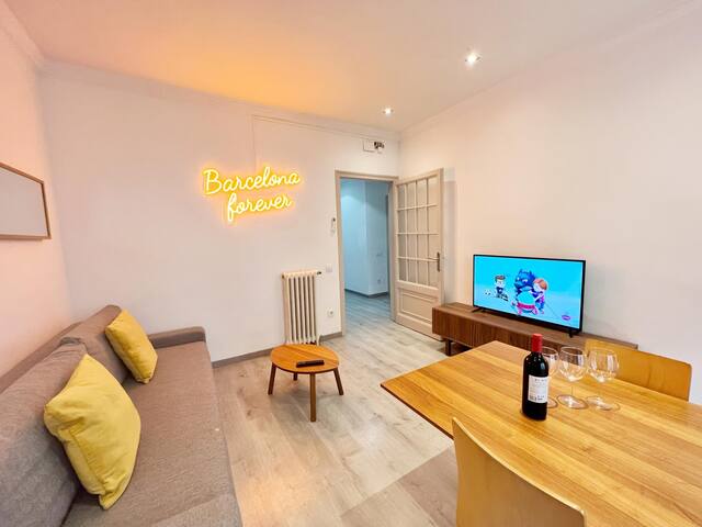 Paseo San Juan Barcelona gallery image 5